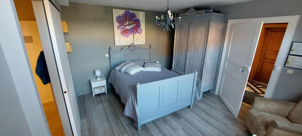La Demeure Avesnoise Bed & Breakfast Wignehies Exterior photo